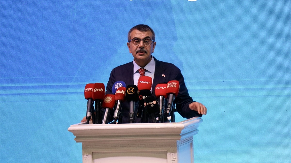 Bakan Tekin: Çocuklarımızı biz yetiştirmiyoruz