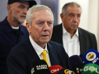 Aziz Yıldırım'dan Halil Umut Meler'e: Dayak yiyen hakemi devam ettirirseniz bu olur