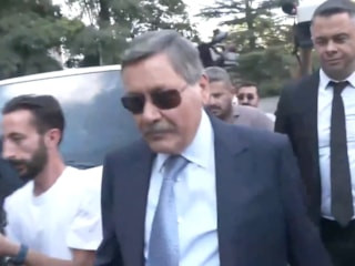 Melih Gökçek, sakız çiğneme görüntüleri ile ilgili konuştu: Adliyeye adım attığımda bitti