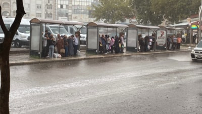 Elazığ'da sağanak ve dolu etkili oldu