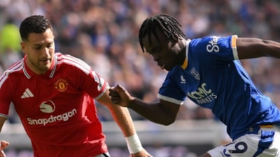 Manchester United'a Everton çelmesi