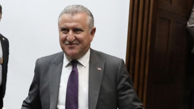 Osman Aşkın Bak: Biz bitti demeden bitmez