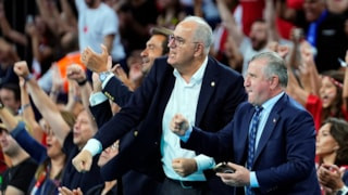 Mehmet Akif Üstündağ: Bu takım bu ülkeye yaşanabilecek tüm güzellikleri yaşattı