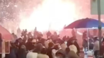 Meksika'da dini tören faciaya döndü: Havai fişekler ortalığı savaş alanına çevirdi
