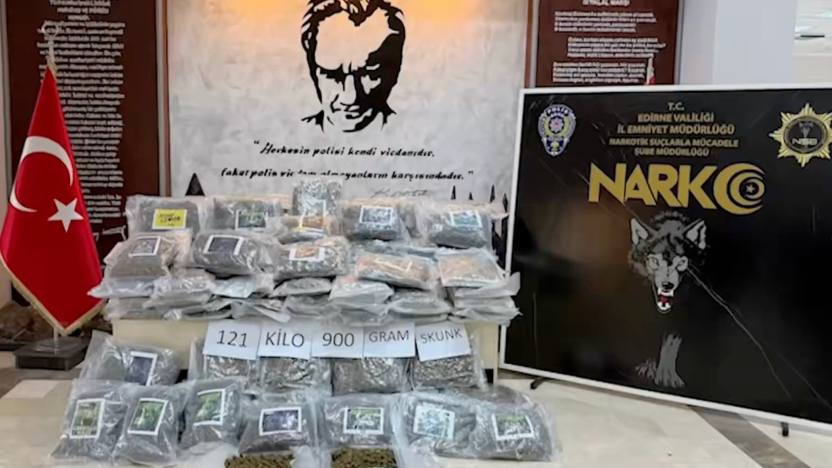 71 ilde 'zehir tacirlerine' operasyon: 894 kişi gözaltına alındı