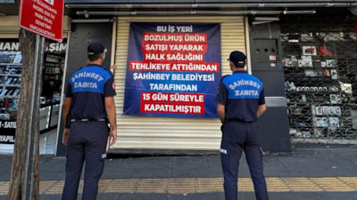 Gaziantep'te bozuk ürün satan dönerci kapatıldı