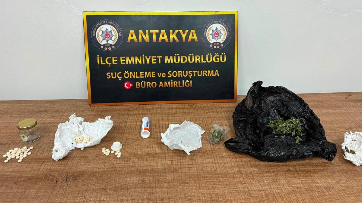 Hatay'da 3 şüpheli uyuşturucuyla yakalandı
