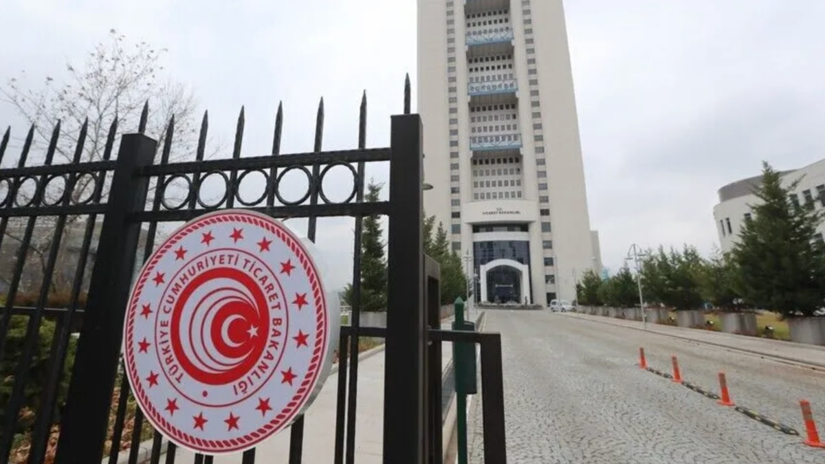 Ticaret Bakanlığı paylaştı: 8 ayda 56 ilin ihracatı arttı