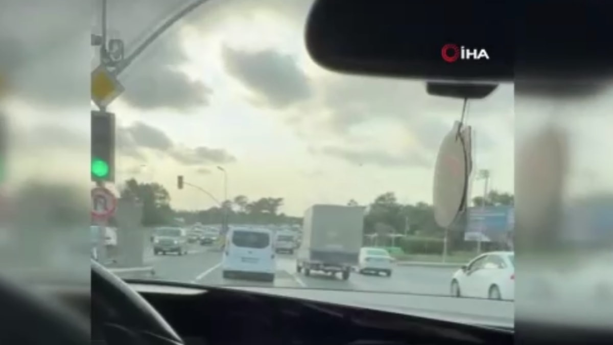 İstanbul'da trafikte makas atanları polise şikayet etti