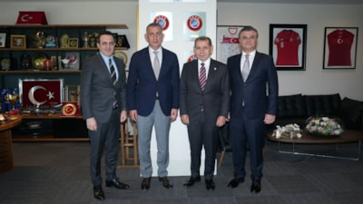 TFF ile ilişkiler askıya alınmıştı: Dursun Özbek,  İbrahim Hacıosmanoğlu'nu ziyarete gitti