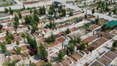 Adana'da mezar yerine yüzde 100 zam: Vatandaşlar tepki gösterdi