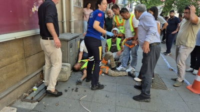 Zonguldak'ta çatı ustası 12 metreden düştü