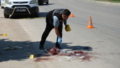 Adana'da boşanma davasından çıkıp kavga ettiler: 1 kişi hayatını kaybetti