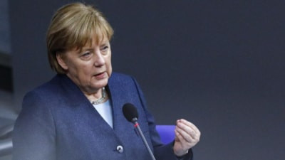 Angela Merkel'den AfD zaferine "Kalbim kanıyor" yorumu