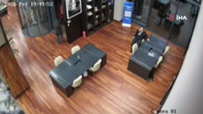 Ünlü sunucu Okan Karacan hakkında 'bilgisayar çaldı' iddiası: Olay anı kamerada