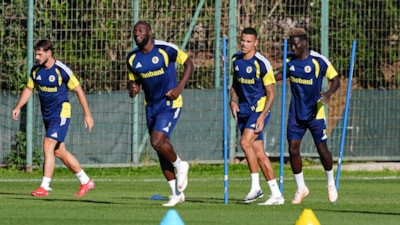 Fenerbahçe, Roma maçının hazırlıklarını tamamladı