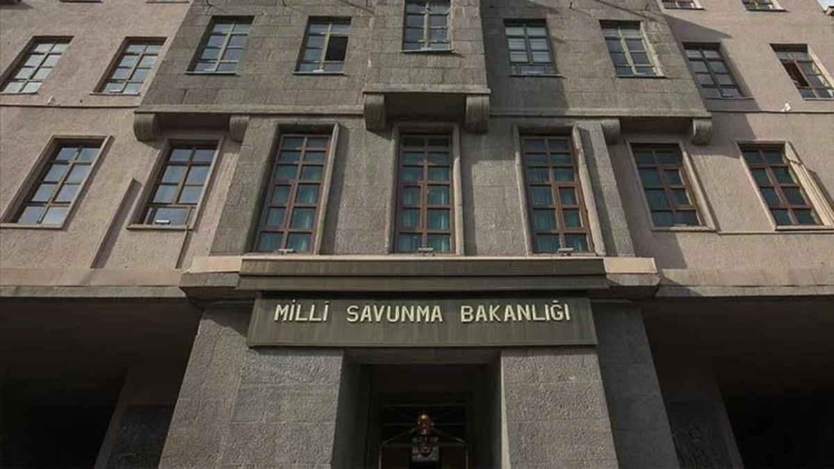 MSB paylaştı: Maviye nakşedilen "Ay Yıldız"