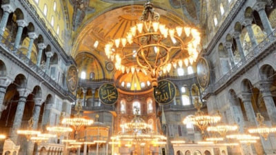 Ayasofya'nın mihrap bölümündeki kubbede güçlendirme başlıyor
