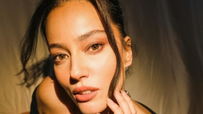 Pelin Akil gözyaşlarına hakim olamadı: "Anneannem içimde yara oldu"