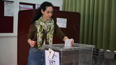 KKTC'de genel seçim ve yerel seçimler 6 Aralık'ta yapılacak
