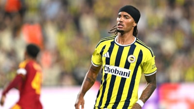 Fenerbahçe'nin Devler Ligi'ndeki 18 yıl sonra ilk golü Archie Brown'dan