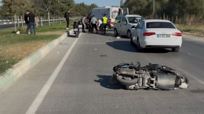 Kütahya'da hafif ticari araç ile motosiklet çarpıştı: 1 ölü