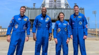 NASA'da yaprak dökümü: Ay'a giden Artemis II mürettebatı dağıldı