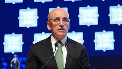 Mehmet Şimşek: İhracatçılar için rekabet gücünü artırma adımlarına devam