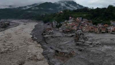 Nepal'deki sel felaketinin faturası 5 milyar dolara yaklaştı