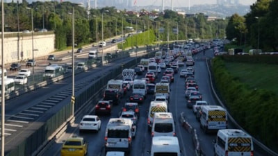 İstanbul’da okullarda ilk gün ders saatleri değişti
