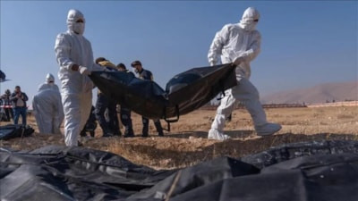 Suriye'de devrik Esad rejiminin askeri karargahında toplu mezar bulundu