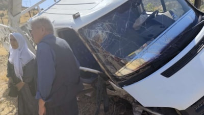 Siirt'te hafif ticari araç ile kamyonet çarpıştı: 4 yaralı