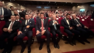 Ahmet Davutoğlu'nun oğlunun düğününe siyaset dünyasından çok sayıda isim katıldı