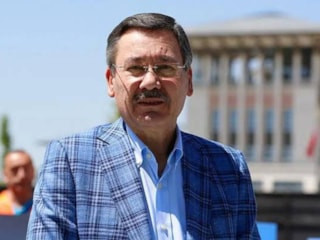 Melih Gökçek'ten Bülent Arınç'a sert yanıt