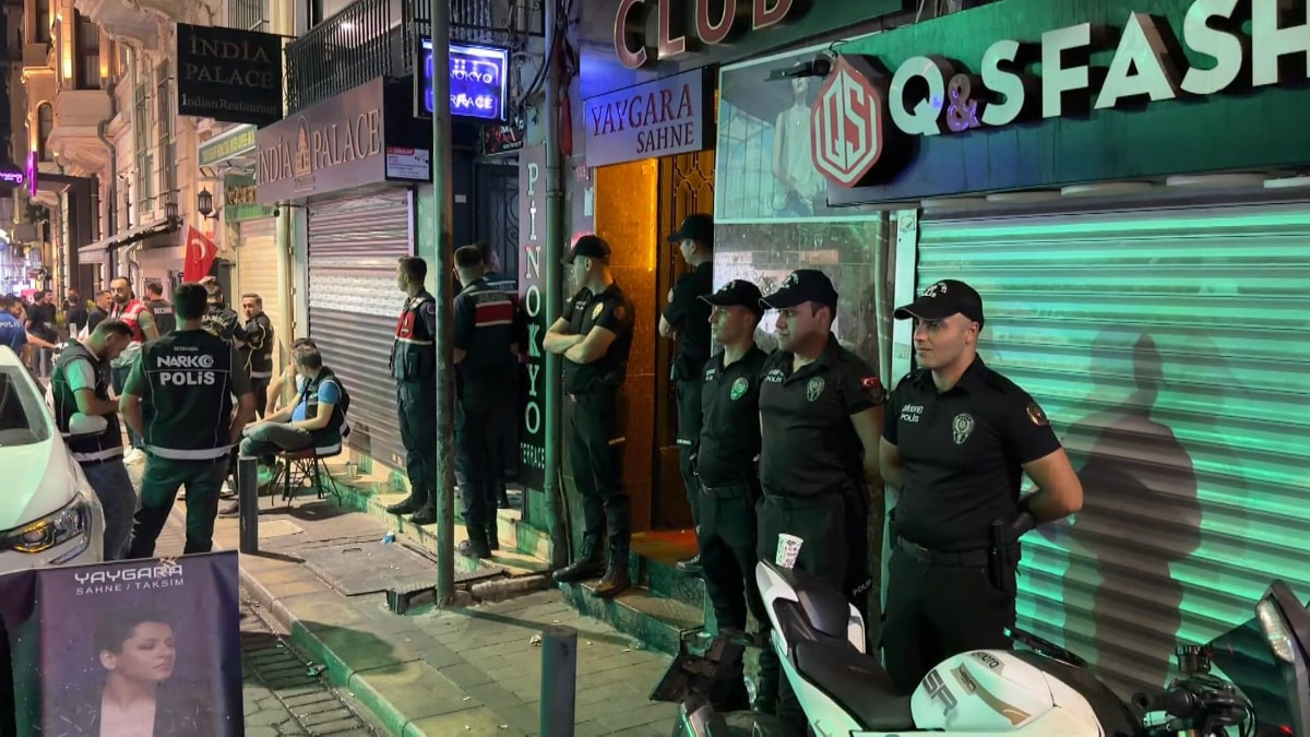 İstanbul'da gece kulüpleri, masaj salonları ile derneklere denetim