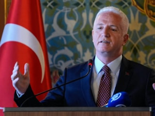 Davut Gül'de Özgür Özel'e Üsküdar yanıtı: Seçim süreci mahkeme kararları ve kanun çerçevesinde yürütüldü