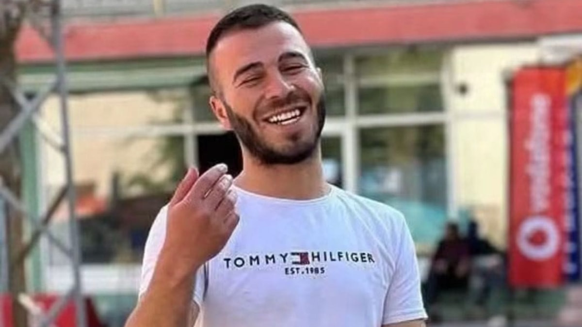Kayseri'de otomobilin çarptığı genç hayatını kaybetti