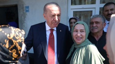 Cumhurbaşkanı Erdoğan, Rize'de komşularını ziyaret etti