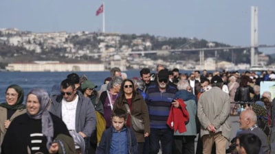 Bir tarafta kış, diğer tarafta yaz yaşanıyor: Güneyde sıcaklık artacak, kuzey yağış alacak