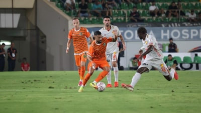 Süper Lig’de galibiyeti bulunmayan Göztepe, son sıradan kurtulamadı