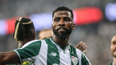 Kelechi Iheanacho, Bursaspor'u taşıyor