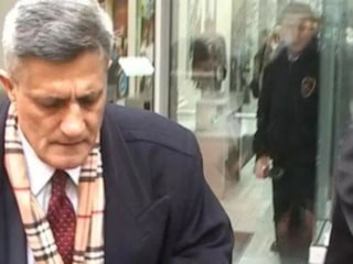 Kurtlar Vadisi Pusu senaristleri Kaşif Kozinoğlu soruşturmasında ifade vermek için adliyede