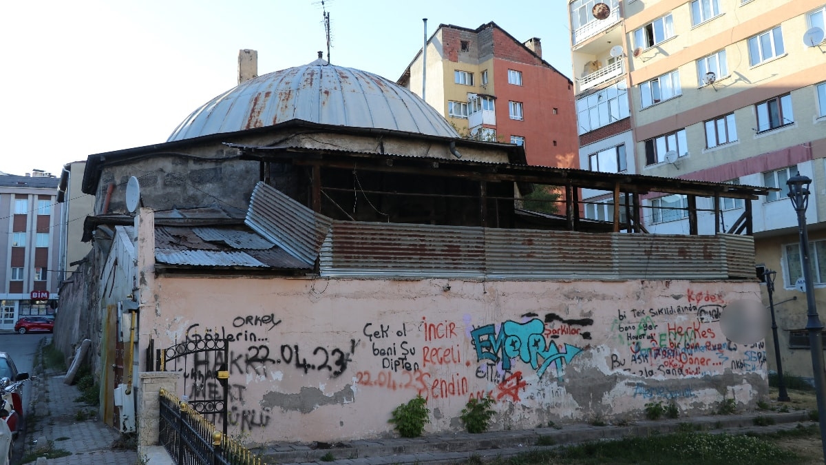 Sivas'ta 3 asırlık hamam son 10 yılda harabeye döndü