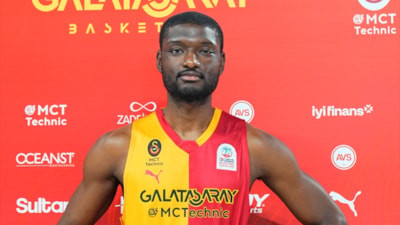 Chimezie Metu: Osimhen ile transfer olmadan önce konuştum