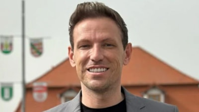 Aşırı sağcı AfD'nin yeni parlamenteri Rau: Porno oyuncusu, havlu hırsızı, sahte diplomalı, kokain bağımlısı