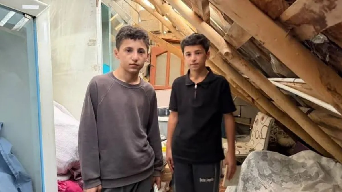 Hakkari'de fen lisesini kazanan ikizlerin evi tamamlandı