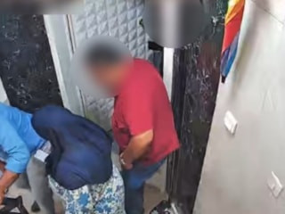 Antalya'da nefes kesen operasyon: 1,5 milyon TL'yi almak üzereyken yakalandı