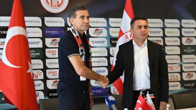 Antalyaspor, Osman Özköylü ile sözleşme imzaladı