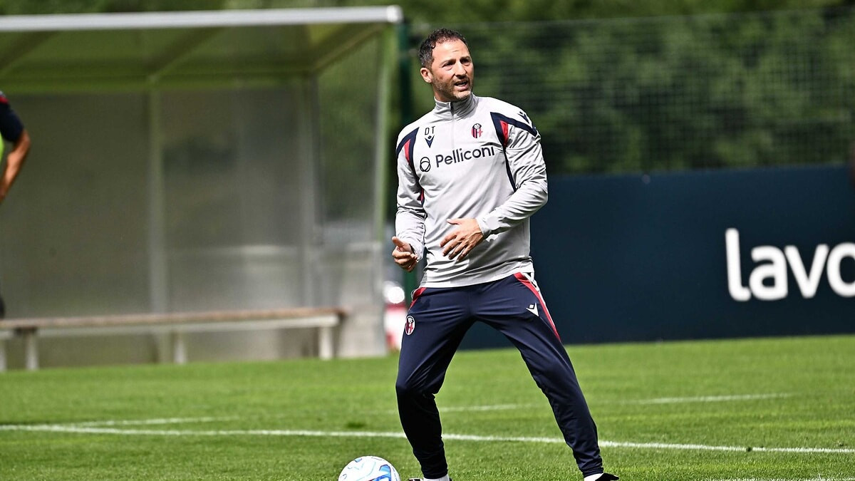 Bologna'da Domenico Tedesco'nun geleceği değerlendiriliyor