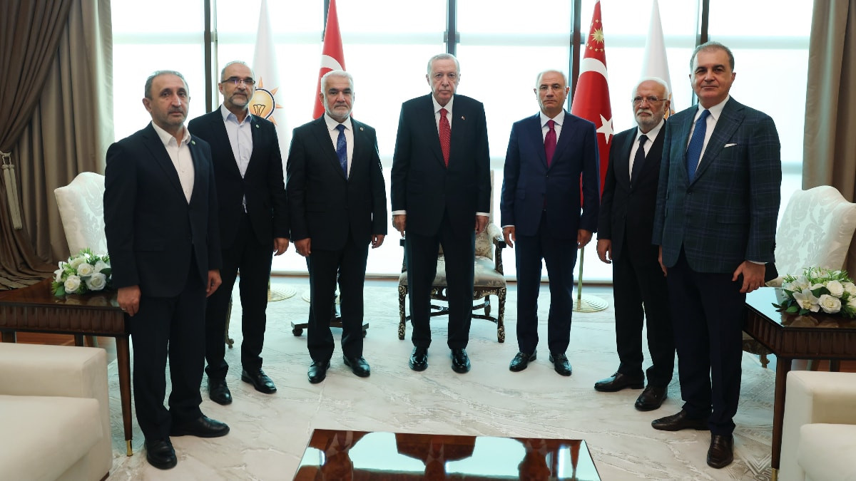 Cumhurbaşkanı Erdoğan, Zekeriya Yapıcıoğlu'nu kabul etti